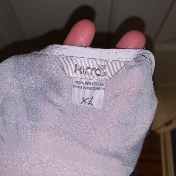 KIRRA XL “TIE-DYE” FLOWY CHARCOAL GREY TOP - Picture 3 of 3